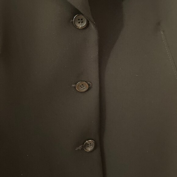 Elegant Tristan & Iseut Black Long Jacket: Size 2 - Picture 5 of 16